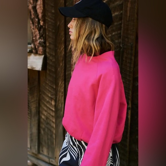 FREE PEOPLE Live Your Life Pullover - Magenta Mix size small - Picture 1 of 9